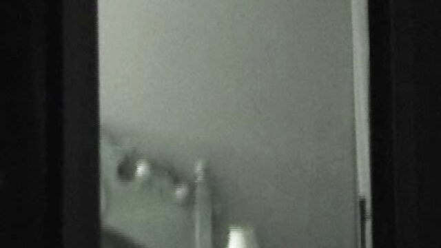 Muy linda videos triple x en español pequeña adolescente interracial follando una enorme polla en