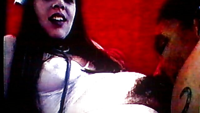 Trabajando con el videos de maduras triple x pie casero con doble corrida enorme