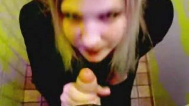 Nena rubia es follada en ambos agujeros mojados videos sexuales triple x al mismo tiempo